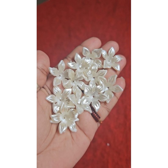 Pearl  Resin Flower Flatback