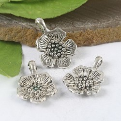 Tibetan silver flower pendant 